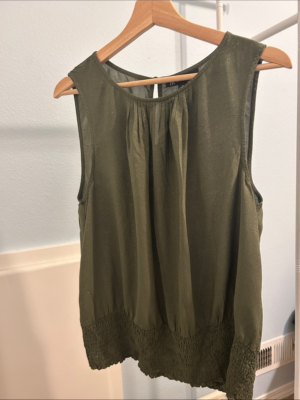 INC International Concepts Olive Green Sleeveless Smocked-Hem Top